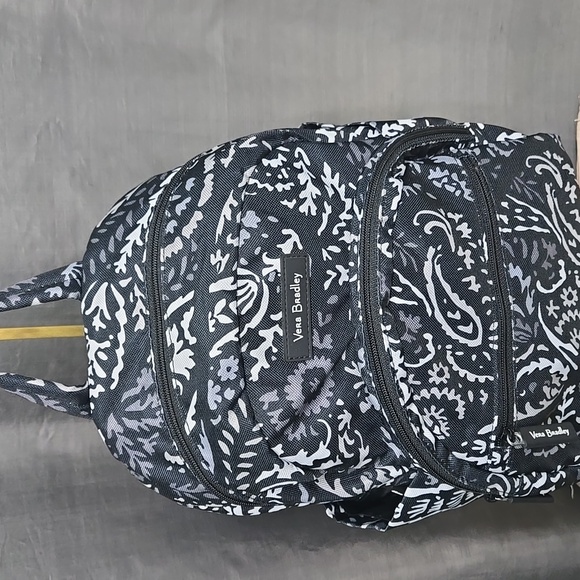 Vera Bradley Monochrome Paisley Backpack EUC - Picture 1 of 9